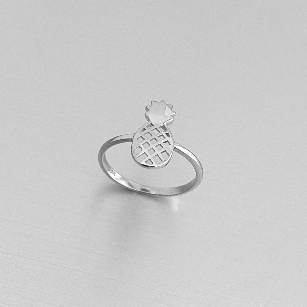 Sterling Silver Cut Out Pineapple Ring, Tropical Plants, Tree Rings, Fruits